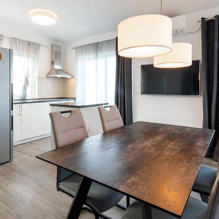 Vila Apartments Marina Blato  Exteriér fotografie