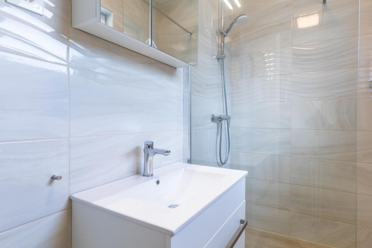 Vila Apartments Marina Blato  Exteriér fotografie